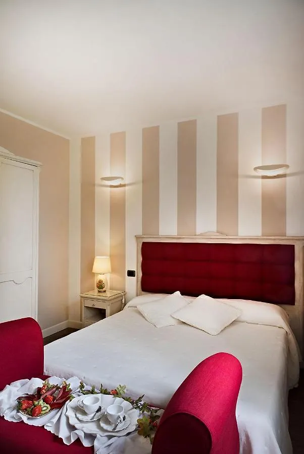 Ad My Home Cortona 0*,  Italy