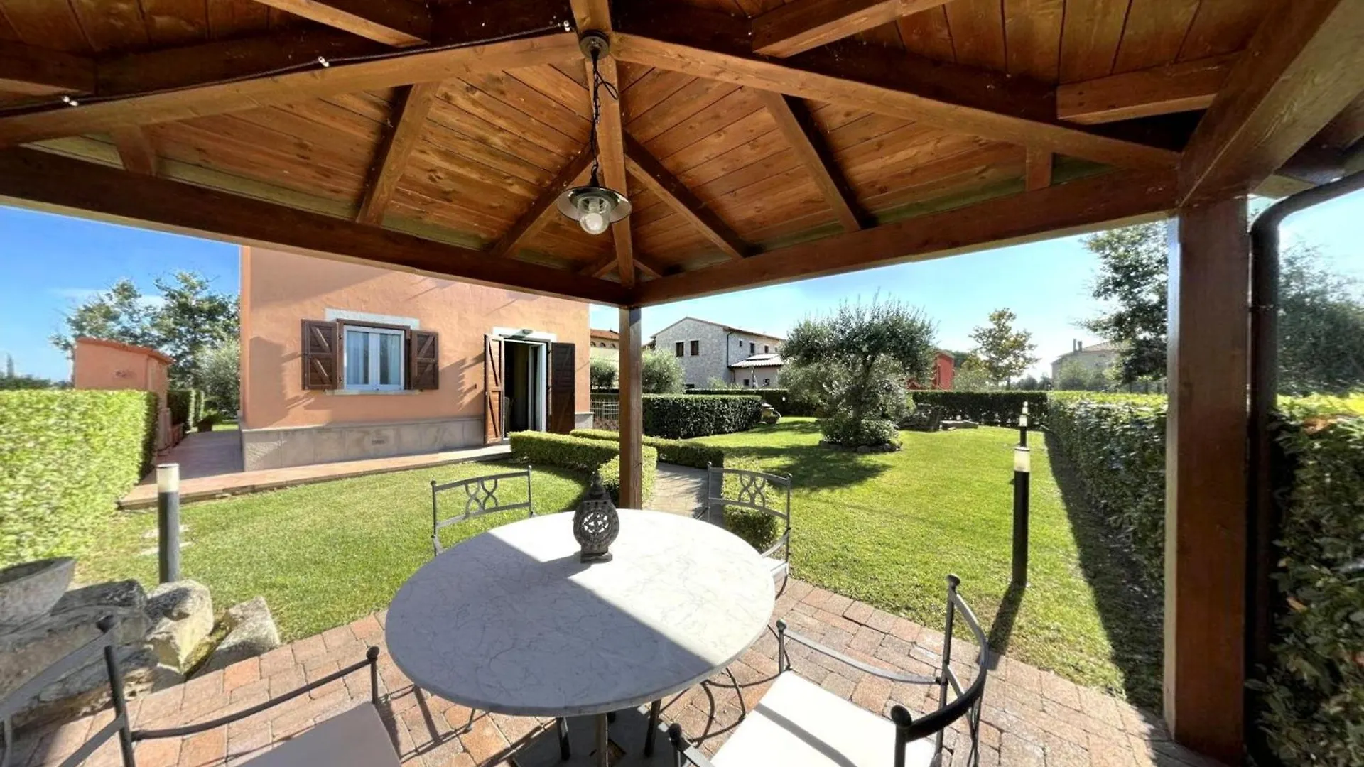 Ad My Home Cortona 0*,  Italy